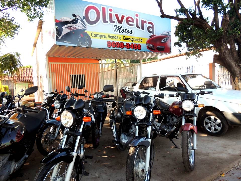 Estamos trabalhando com “moto-taxi” 24hs, pelo telefone (65) 9698-8498.