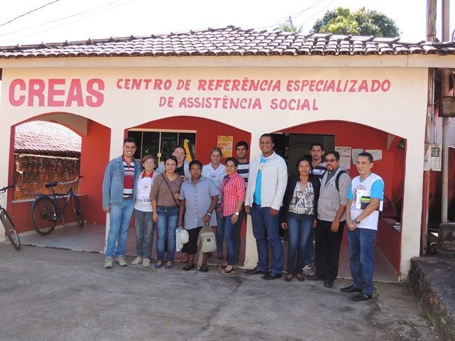 Equipe do Creas de Jangada, durante reunião com líderes setoriais para fortalecimento da Rede de Proteção para a Criança e o Adolescente