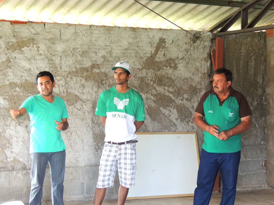 Ver. Enezio (DEM); Sec. Esmael e o Instrutor José Alves