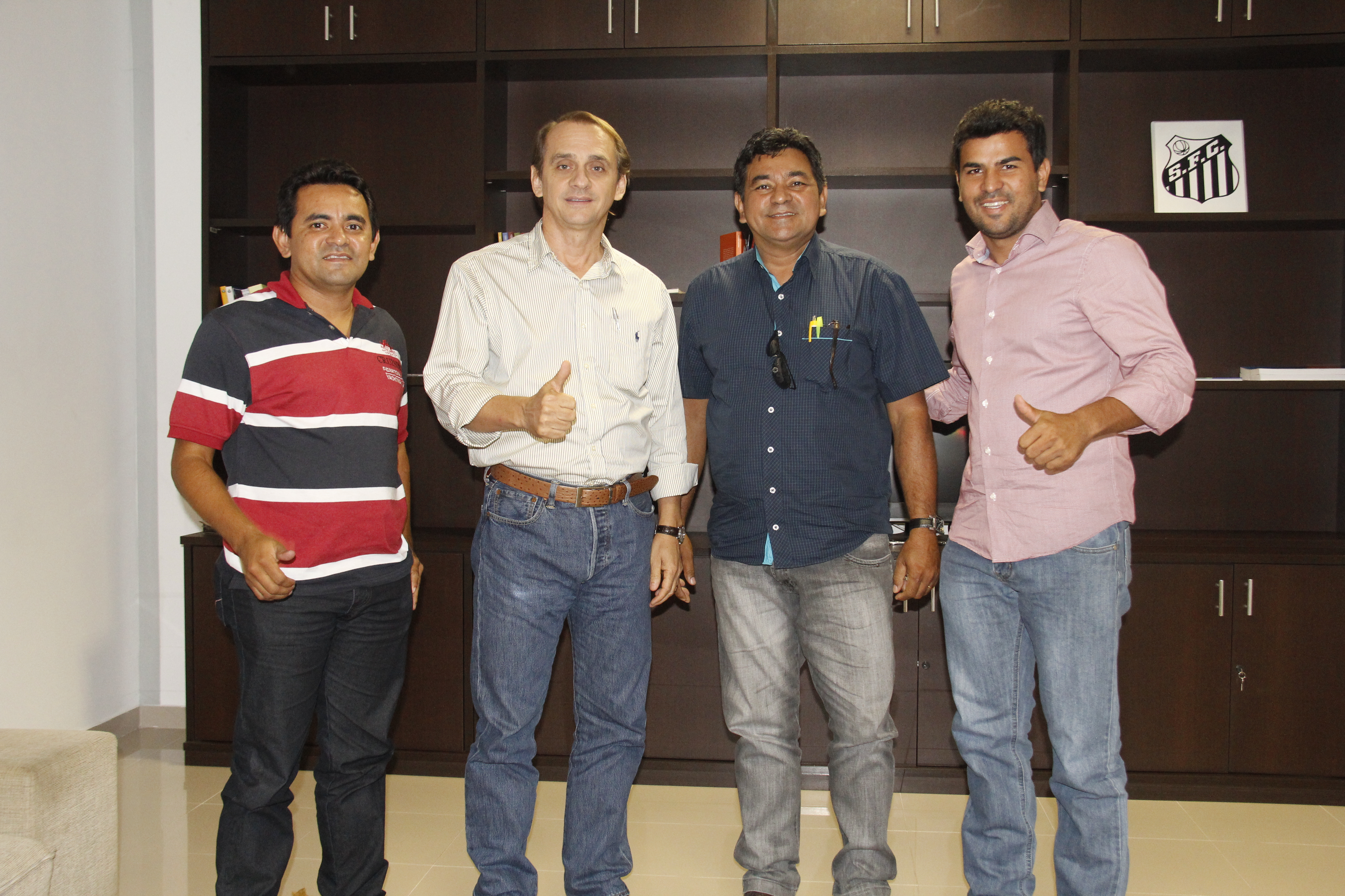 Vereador Enezio (DEM), Deputado Wilson Santos (PSDB), ex-vereador Odenir e Vitinho